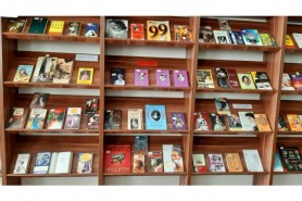 O expoziție dedicată zilei de 8 martie a fost deschisă la Biblioteca Națională
